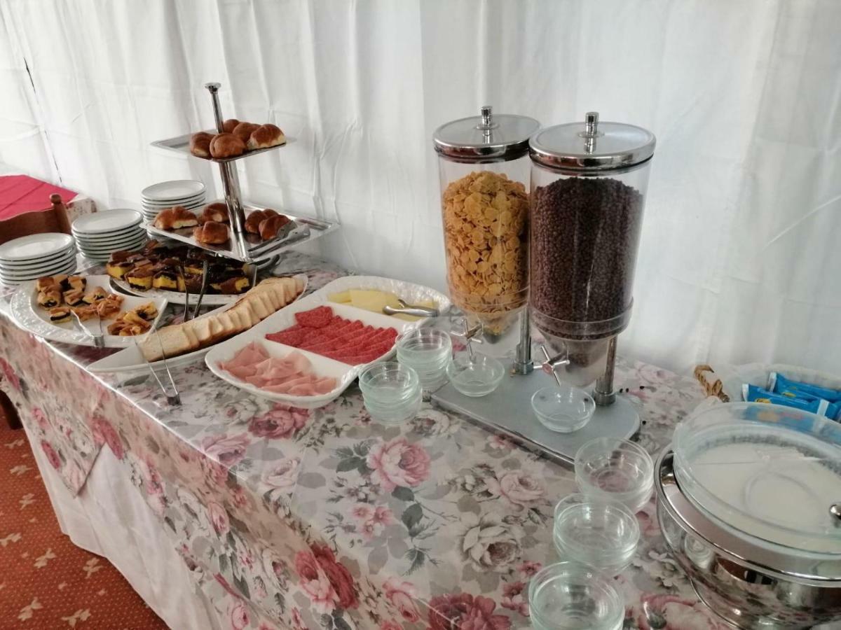 Hotel Manolita 리미니 외부 사진