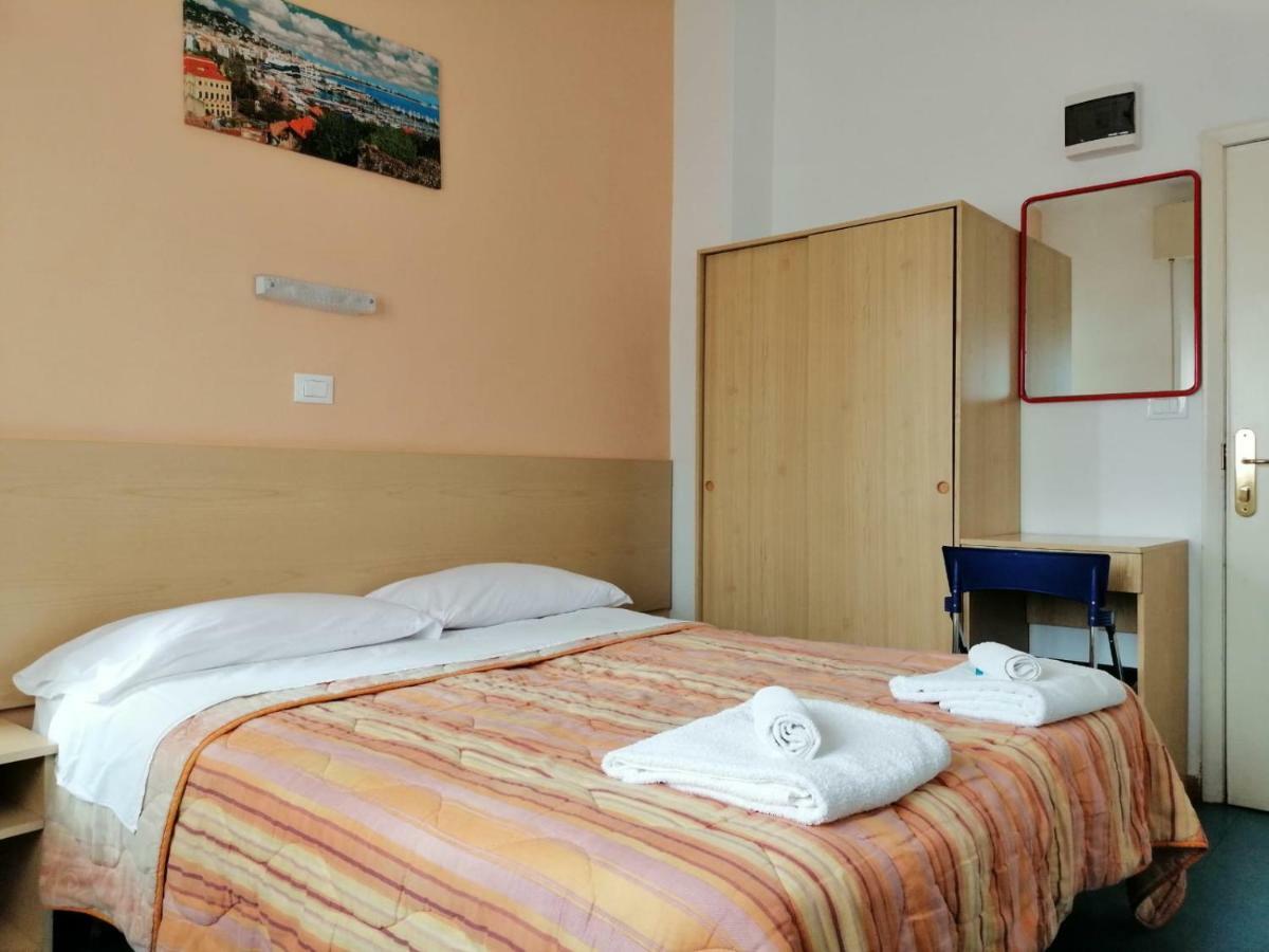 Hotel Manolita 리미니 외부 사진